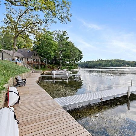 Lakeside Getaway With Dock, Firepit, Grill Newaygo Zewnętrze zdjęcie