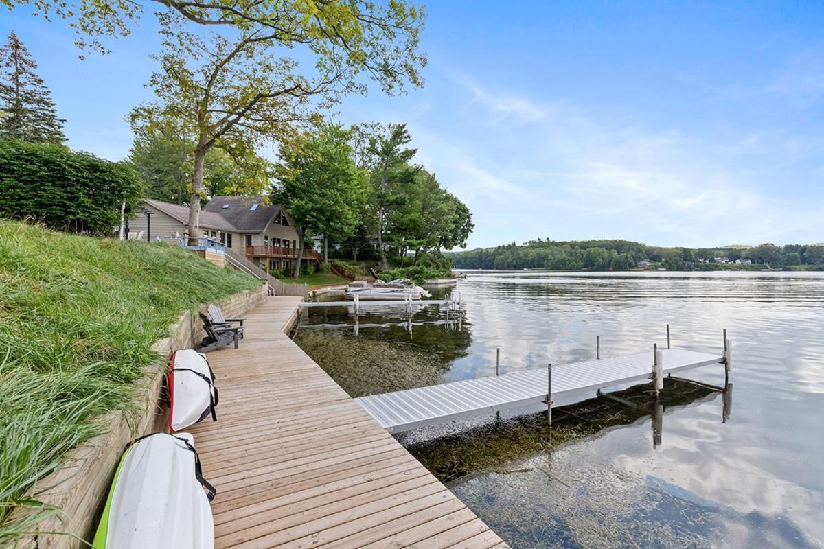 Lakeside Getaway With Dock, Firepit, Grill Newaygo Zewnętrze zdjęcie