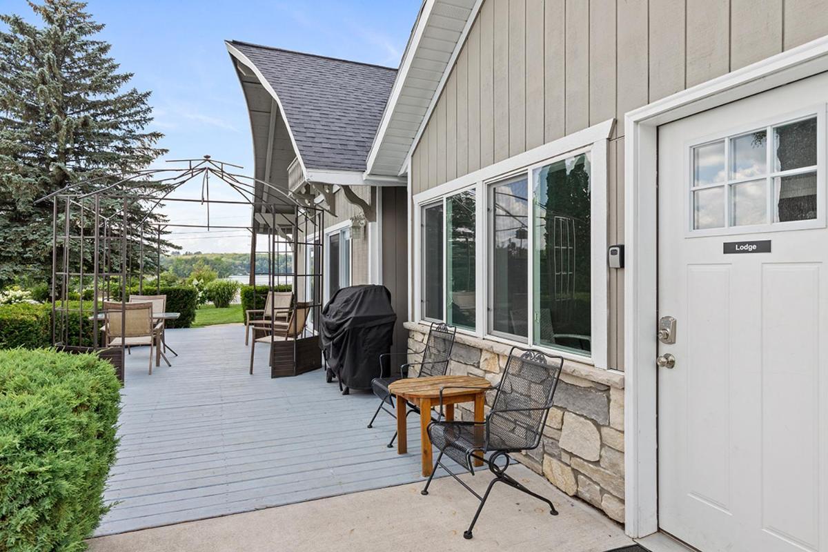 Lakeside Getaway With Dock, Firepit, Grill Newaygo Zewnętrze zdjęcie